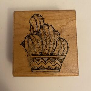 JRL Design L129 Cactus Pot